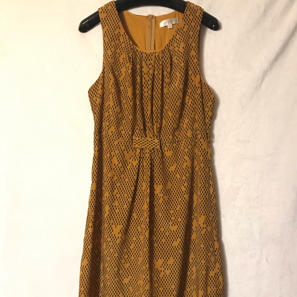 PRICE DROP LOVELY GIRL DRESS SIZE LARGE